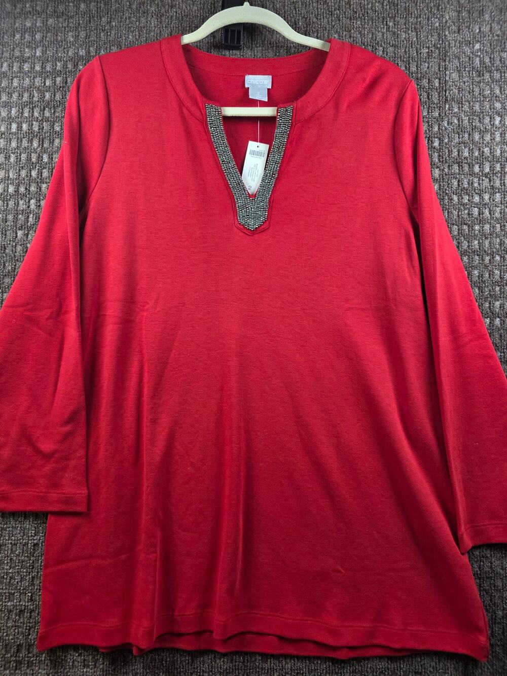 NWT / Women's Knit Top / Chico's Size 2 / US Size Large